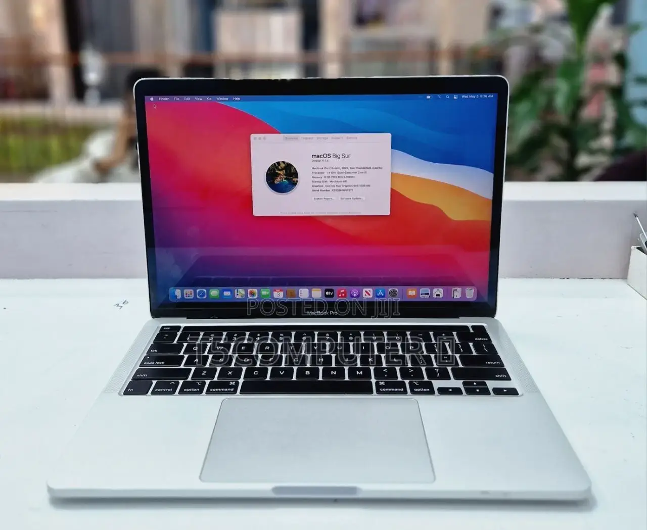 New Laptop Apple MacBook Pro 2020 8GB Intel Core I5 SSD 256GB