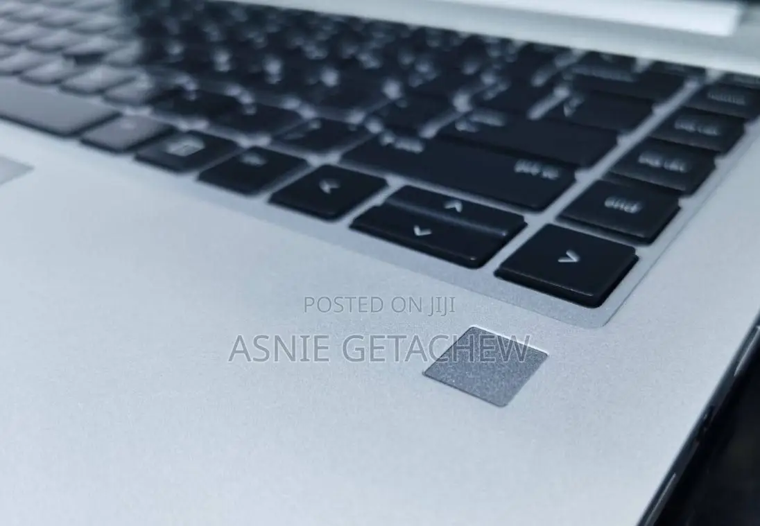 New Laptop HP EliteBook 840 G8 16GB Intel Core I5 SSD 512GB