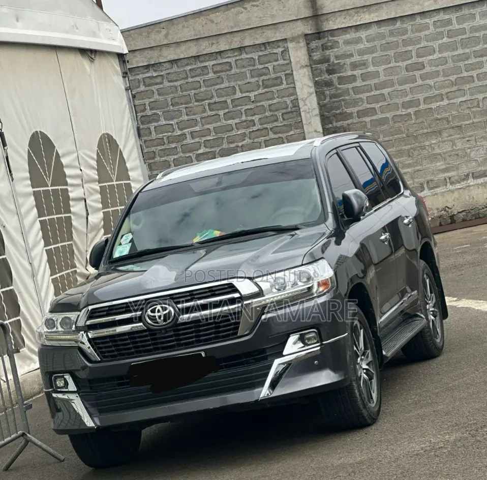 Toyota Land Cruiser 2020 Gray