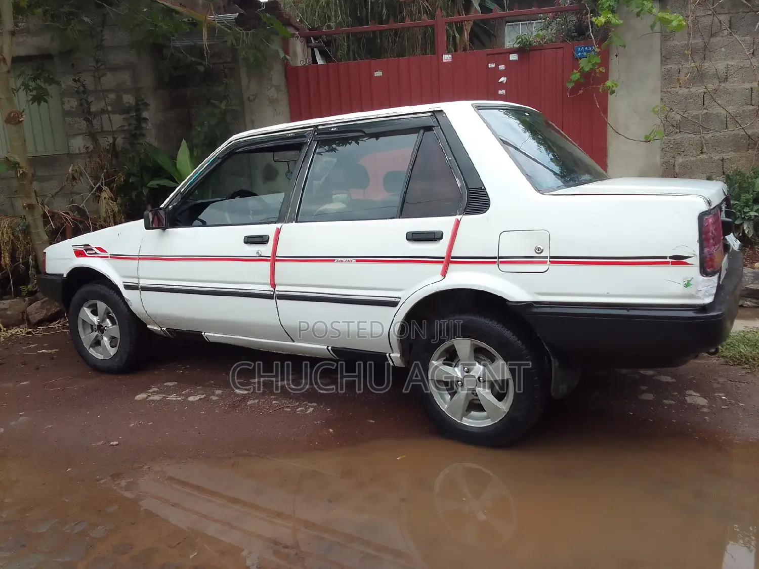 Toyota Corolla 1985 White