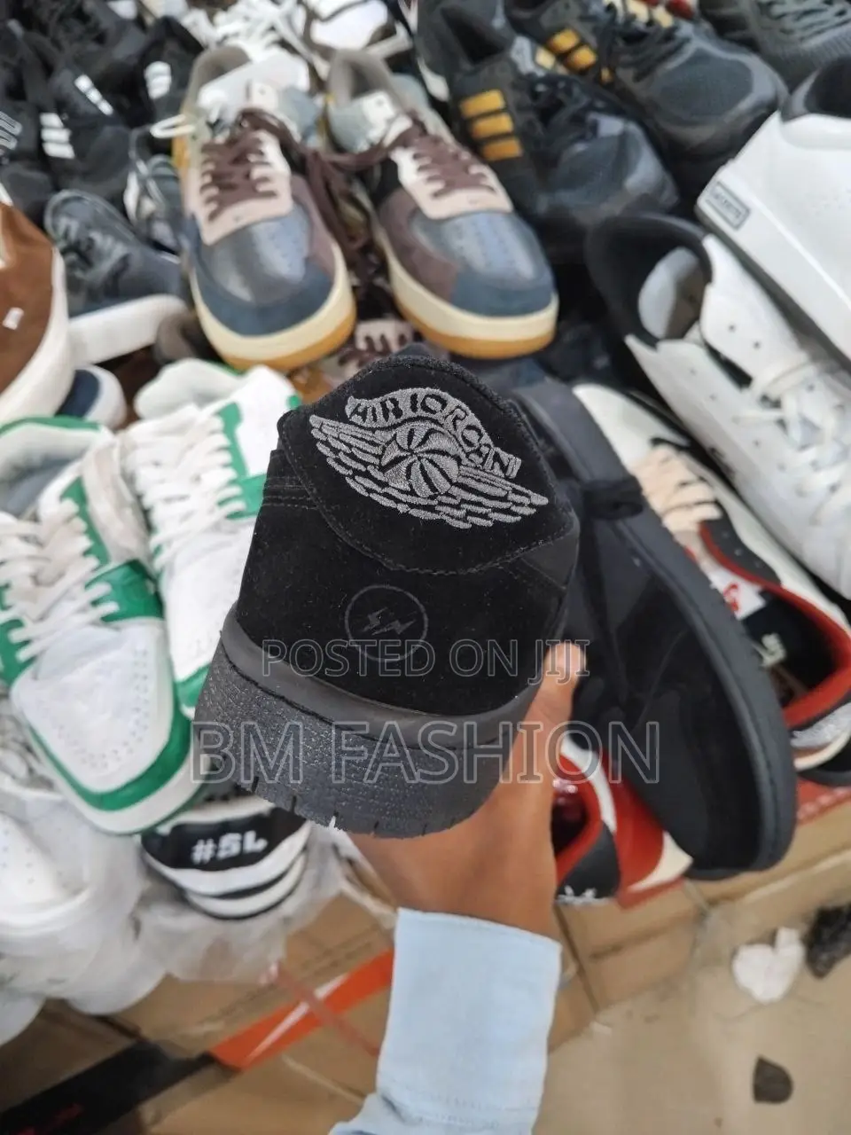 Air Jordan 1 Low Travis Scott Black Phantom