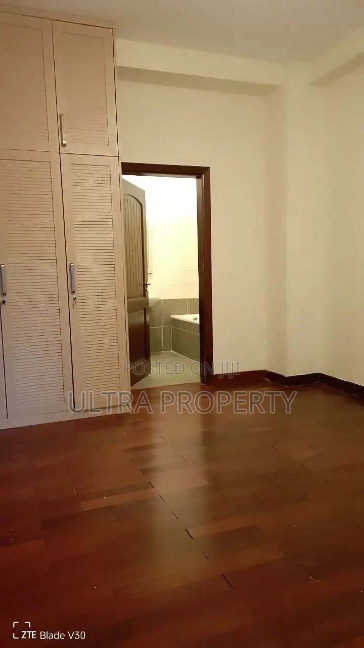 3bdrm Apartment in Bole for rent
