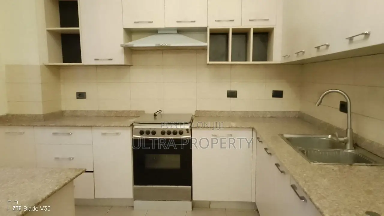 3bdrm Apartment in Bole for rent