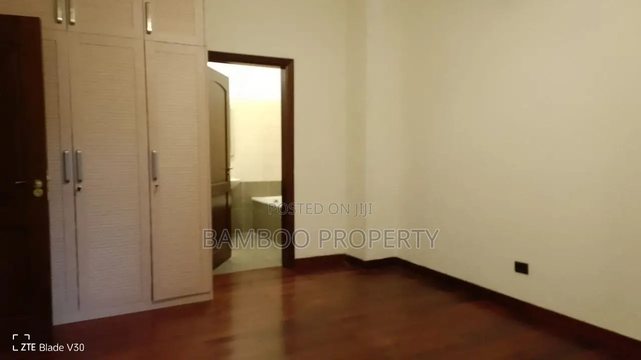 3bdrm Apartment in Bole for rent