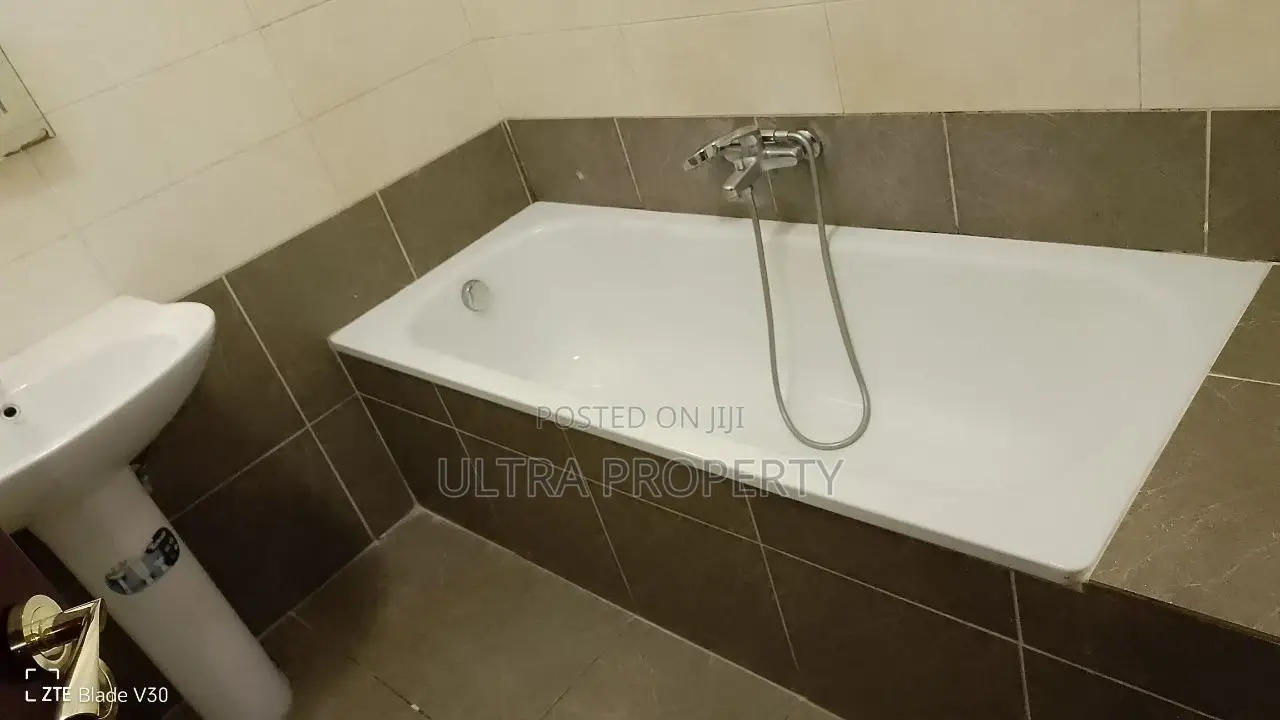 3bdrm Apartment in Bole for rent