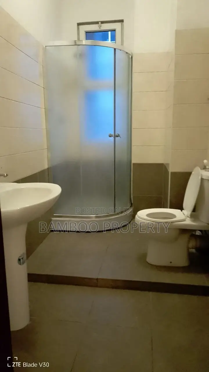 3bdrm Apartment in Bole for rent