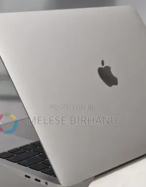 New Laptop Apple MacBook Pro 2018 16GB Intel Core I7 SSD 512GB