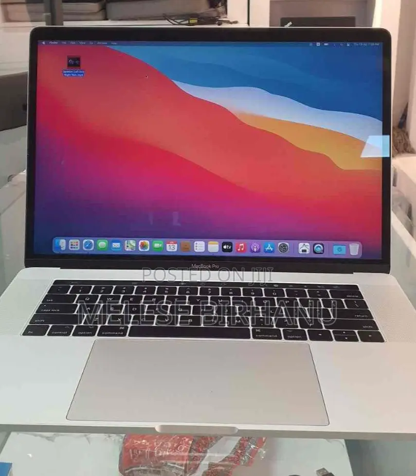 New Laptop Apple MacBook Pro 2017 16GB Intel Core i7 SSD 1T