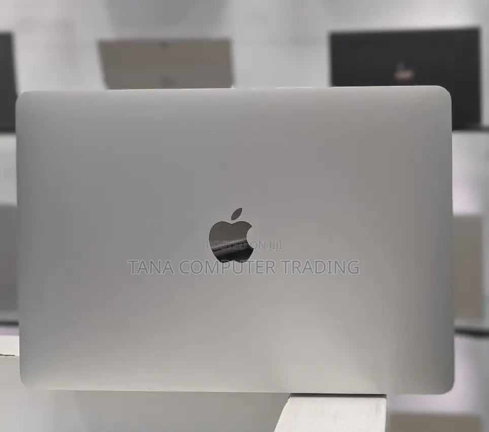 New Laptop Apple MacBook 2018 16GB Intel Core I7 SSD 512GB