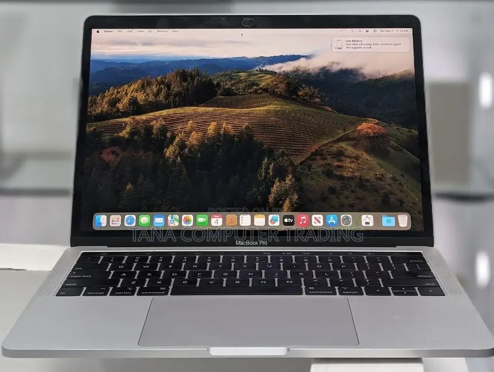 New Laptop Apple MacBook 2018 16GB Intel Core I7 SSD 512GB