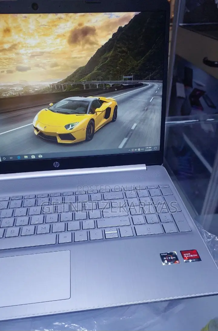 New Laptop HP EliteBook 840 10 16GB AMD Ryzen 5 SSD 512GB