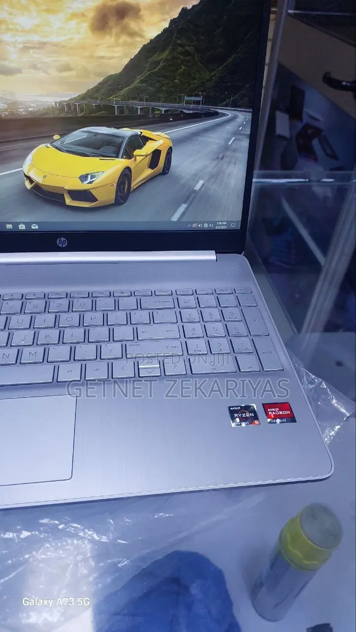 New Laptop HP EliteBook 840 10 16GB AMD Ryzen 5 SSD 512GB