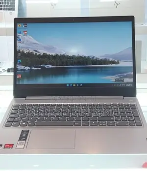 New Laptop Lenovo IdeaPad Y650 12GB AMD Ryzen 3 SSD 256GB