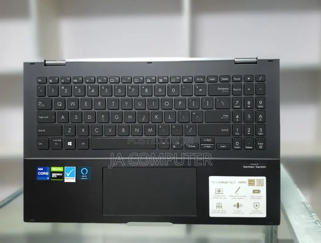 New Laptop Asus ZenBook Flip 14 UX461UA 16GB Intel Core I7 SSD 512GB