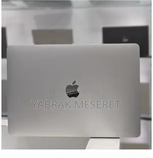 New Laptop Apple MacBook 2018 16GB Intel Core I7 SSD 512GB