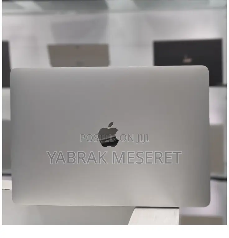 New Laptop Apple MacBook 2018 16GB Intel Core I7 SSD 512GB