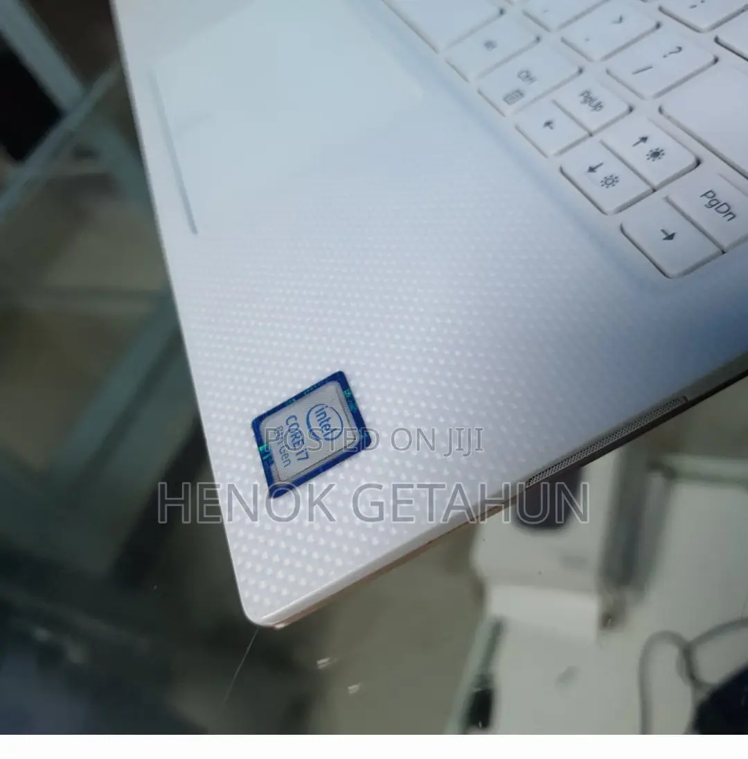 New Laptop Dell XPS 15 16GB Intel Core I7 SSD 512GB