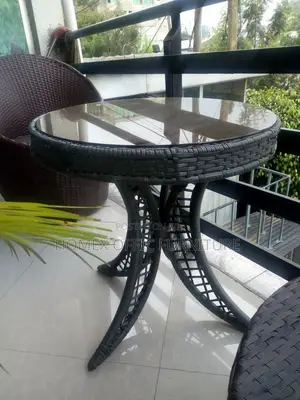 Garden Round Tables and Chairs የጋርደን ጠረጴዛ እና ወንበር