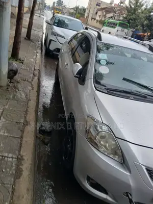Toyota Yaris 2010 Silver