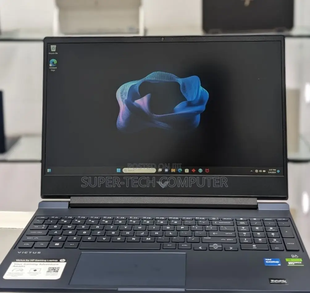 New Laptop HP Victus 15 8GB Intel Core I5 SSD 512GB
