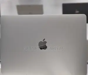 New Laptop Apple MacBook Pro 2018 16GB Intel Core I7 SSD 512GB