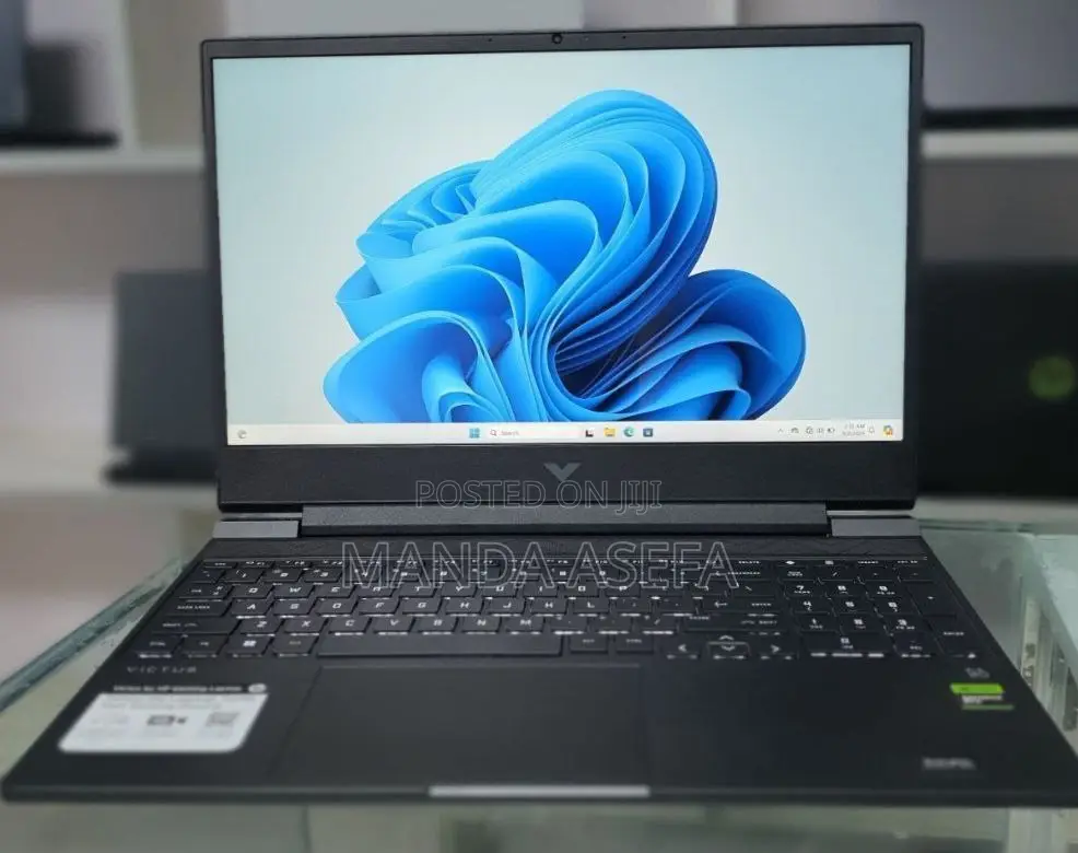 New Laptop HP Victus 16 16GB Intel Core I7 SSD 512GB