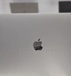 Photo - New Laptop Apple MacBook Pro 2018 16GB Intel Core I7 SSD 512GB