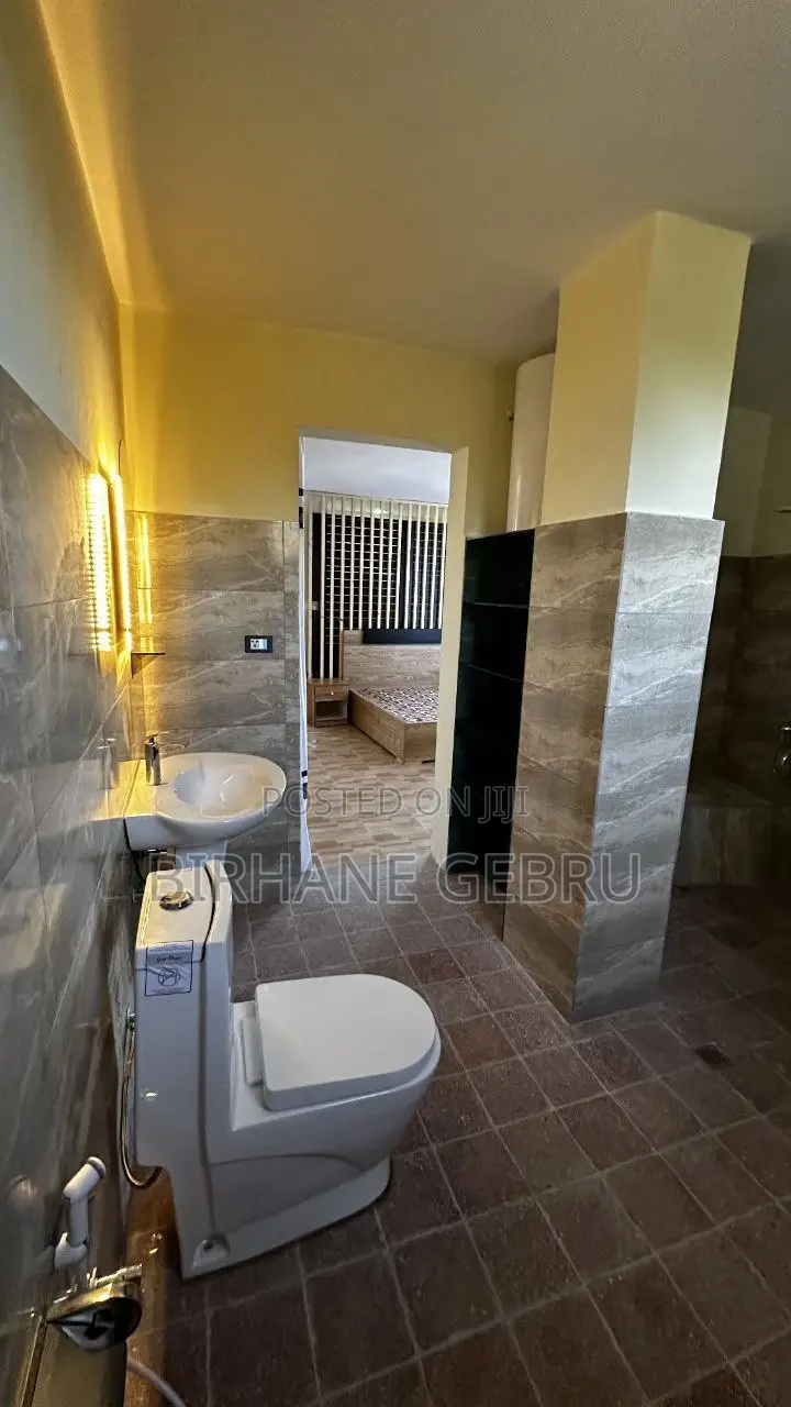 G+5 Apartiment Rent for Business