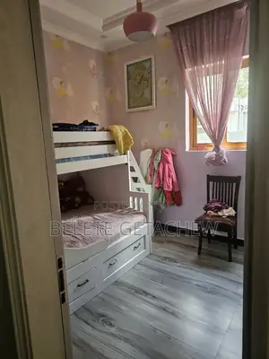 4bdrm Villa in Sumit Washington, Bole for sale