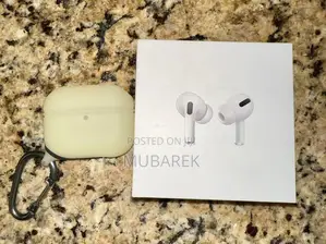 Photo - New Airpod Pro: Smart Audio Sharing With Friends