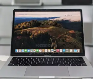 New Laptop Apple MacBook Pro 2018 16GB Intel Core I7 SSD 512GB