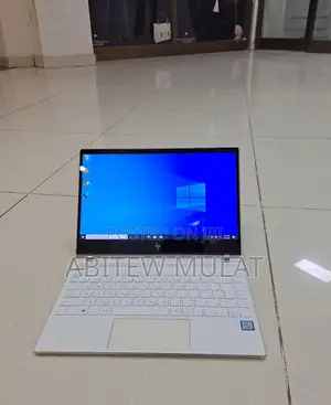 Photo - New Laptop HP Spectre 14 8GB Intel Core I5 SSD 512GB