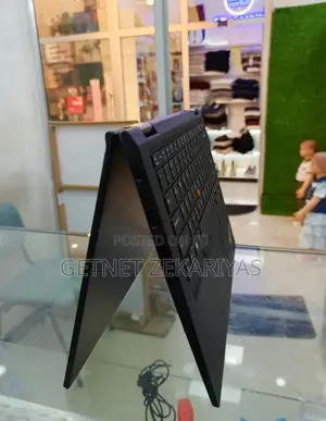 New Laptop Lenovo ThinkPad X390 Yoga 8GB Intel Core I5 SSD 512GB