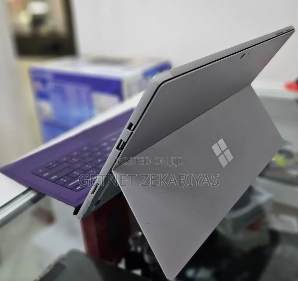 New Laptop Microsoft Surface Pro 4GB Intel Core M SSD 128GB