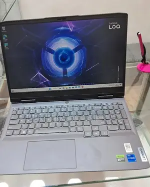 New Laptop Lenovo LOQ 15IRH8 8GB Intel Core I7 SSD 512GB