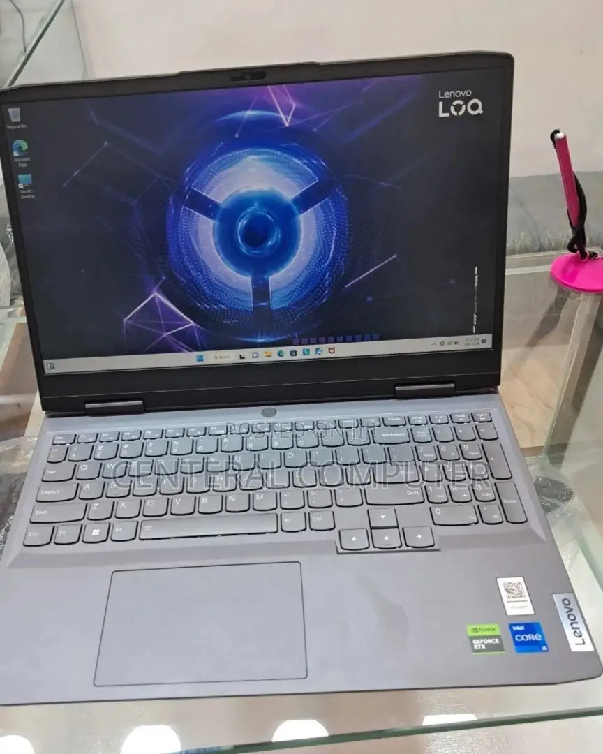 New Laptop Lenovo LOQ 15IRH8 8GB Intel Core I7 SSD 512GB