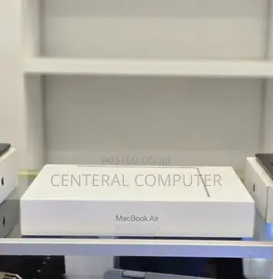 New Laptop Apple MacBook 16GB Apple M3 SSD 1T