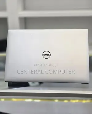 New Laptop Dell G15 5511 16GB Apple M3 Max SSD 512GB