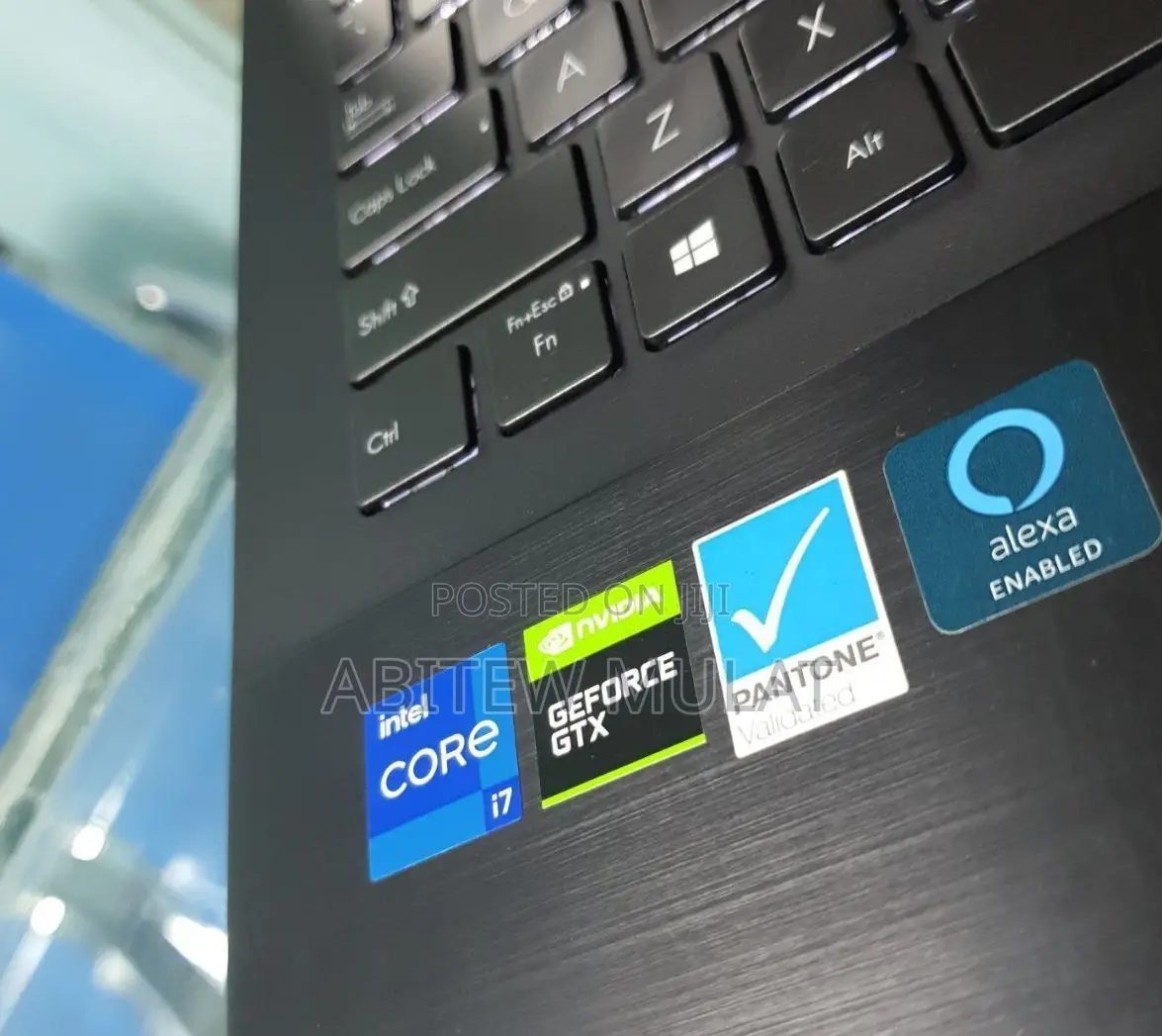 New Laptop Asus ZenBook Flip 14 UX461UN 16GB Intel Core I7 SSD 512GB