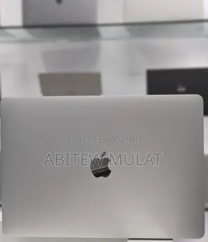 New Laptop Apple MacBook Pro 2018 16GB Intel Core I7 SSD 512GB