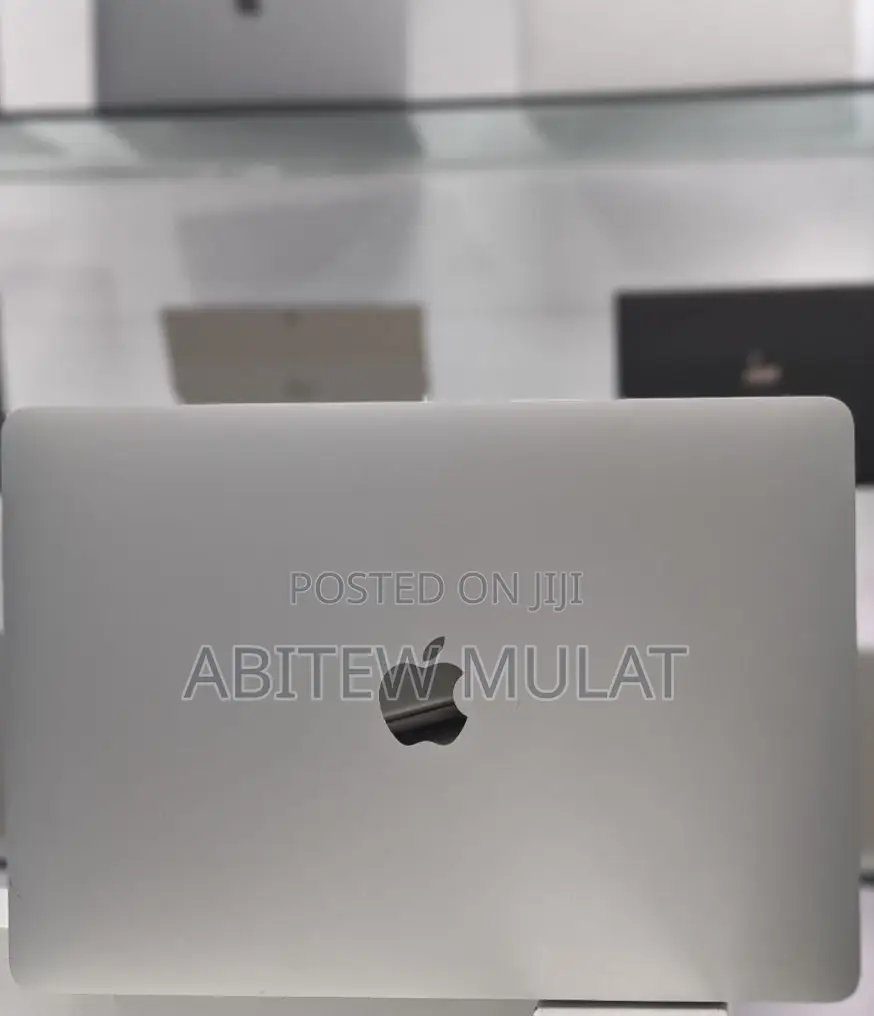 New Laptop Apple MacBook Pro 2018 16GB Intel Core I7 SSD 512GB