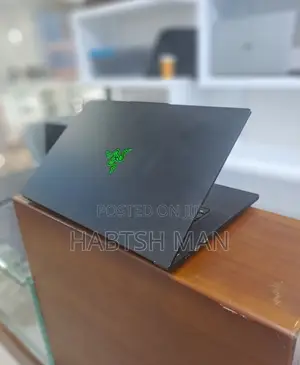 New Laptop Razer Blade 16GB Intel Core I7 SSD 512GB