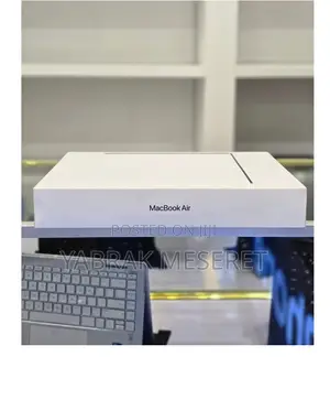 New Laptop Apple MacBook Air 2022 M2 8GB Apple M3 SSD 512GB