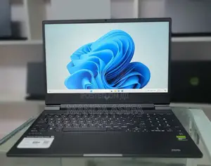 New Laptop HP Victus 16 16GB Intel Core I7 SSD 512GB