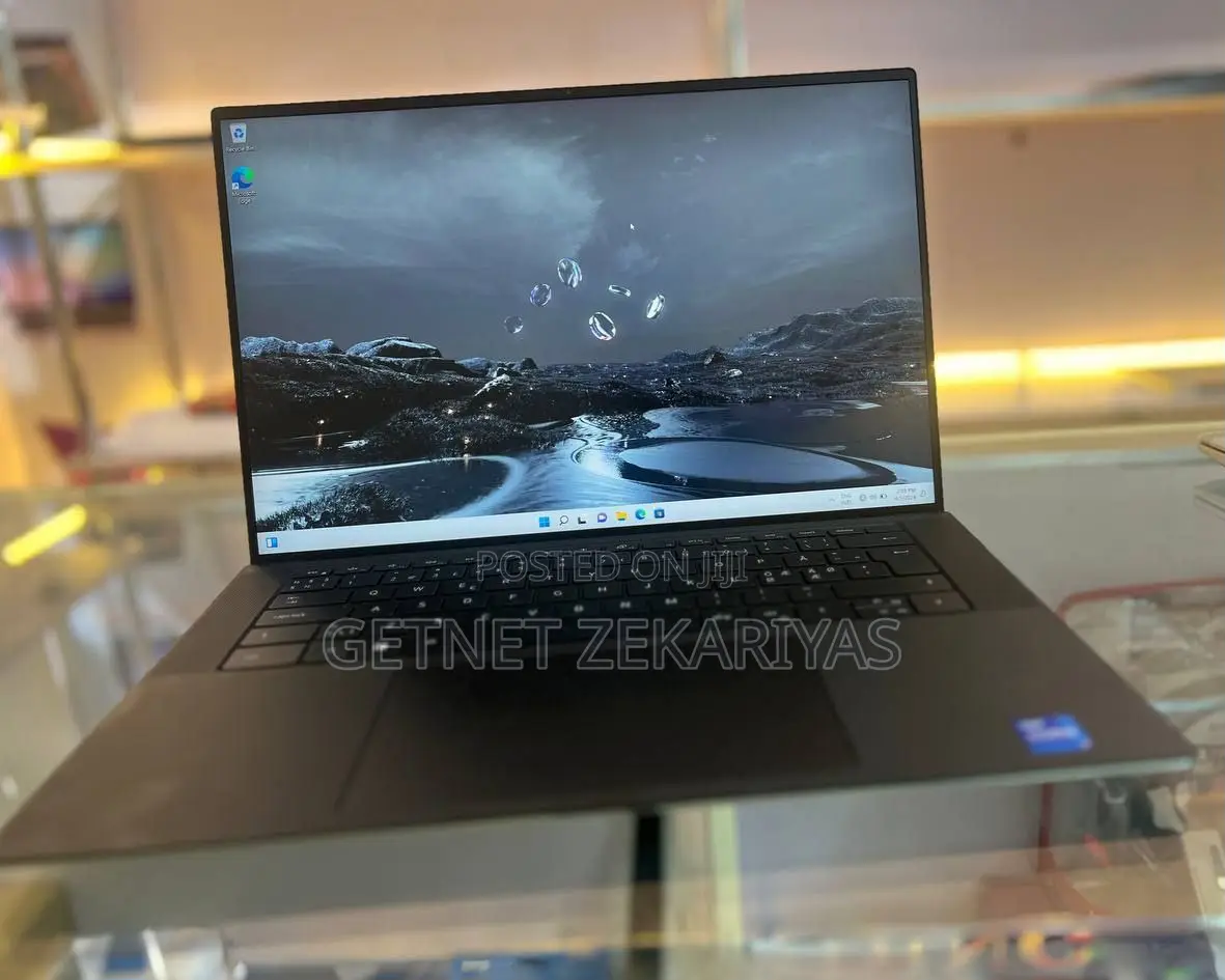 New Laptop Dell XPS 15 16GB Intel Core I7 SSD 512GB