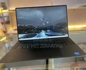 New Laptop Dell XPS 15 16GB Intel Core I7 SSD 512GB