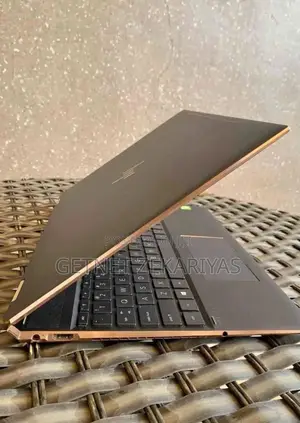 New Laptop HP Spectre 16GB Intel Core I7 SSD 512GB