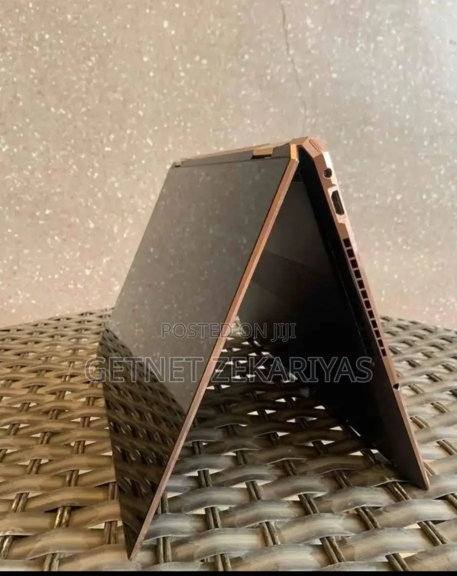 New Laptop HP Spectre 16GB Intel Core I7 SSD 512GB