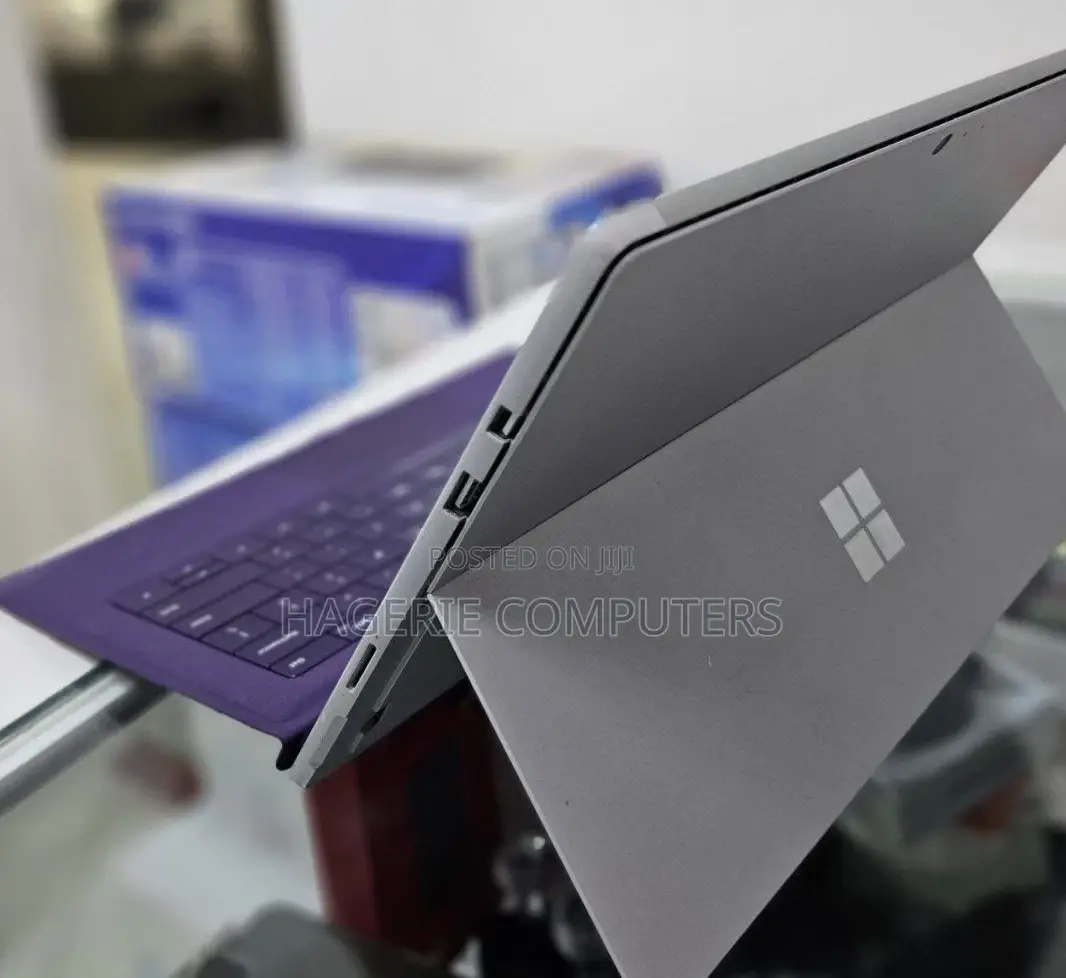 New Laptop Microsoft Surface Pro 4GB Intel Core M SSD 128GB