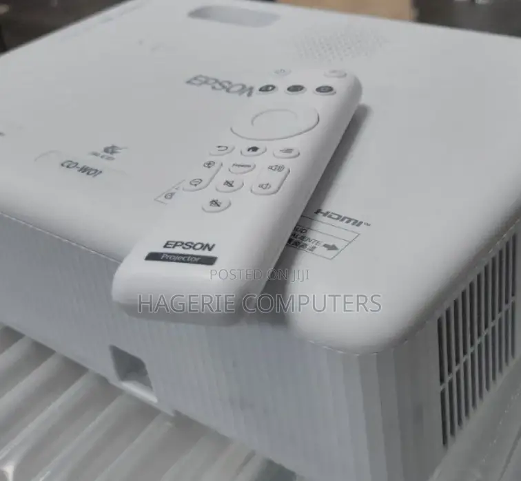 Brand New Epson Projector CO-W01